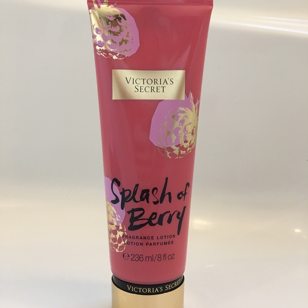 Victoria’s Secret Splash of Berry body lotion